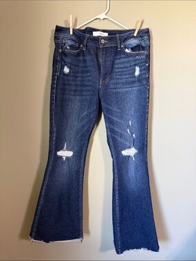 WOMEN’S KANCAN BLUE JEANS
11/29